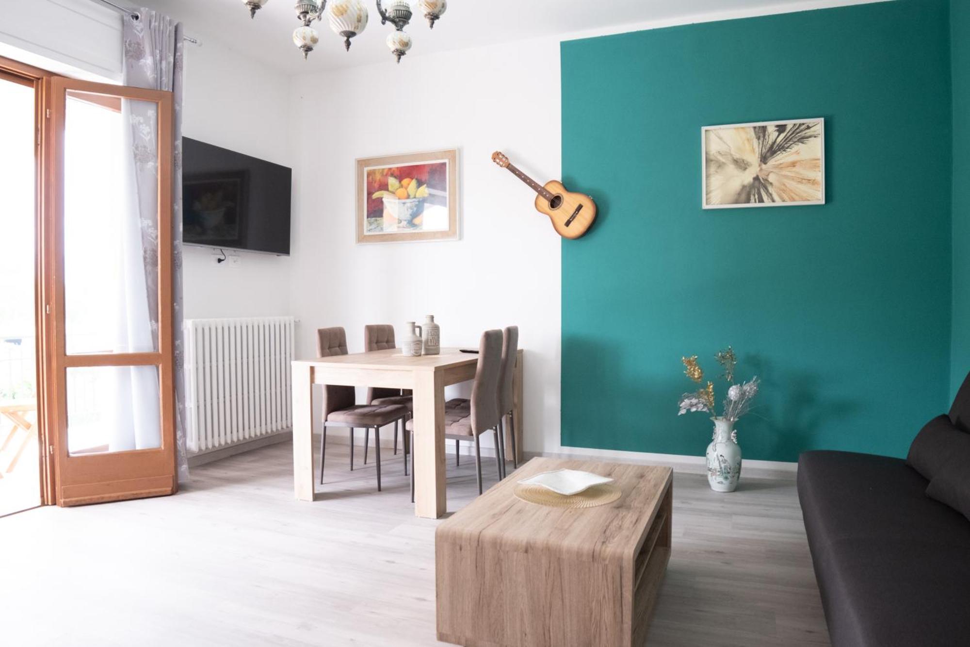 Casa Vacanze Aria Leggiuno Екстер'єр фото
