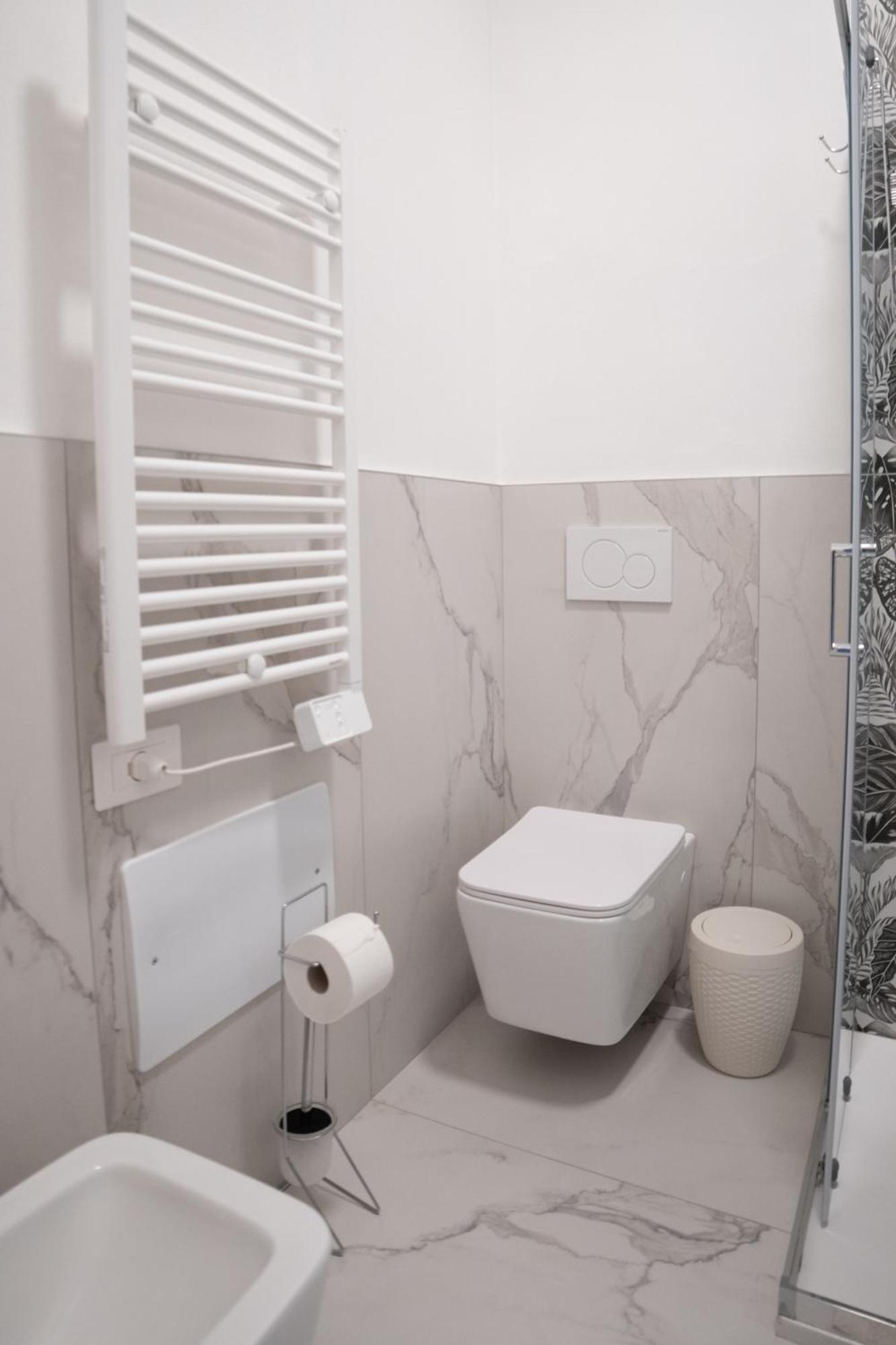 Casa Vacanze Aria Leggiuno Екстер'єр фото