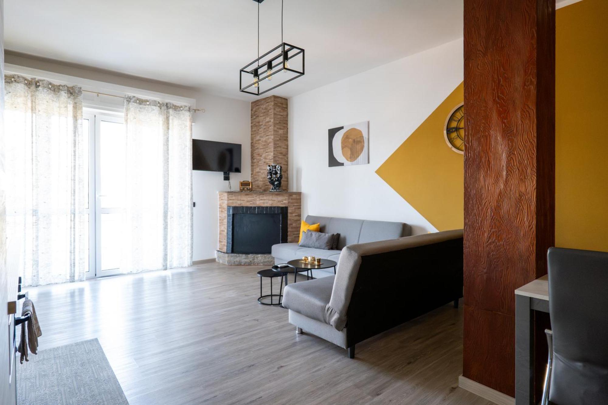 Casa Vacanze Aria Leggiuno Екстер'єр фото